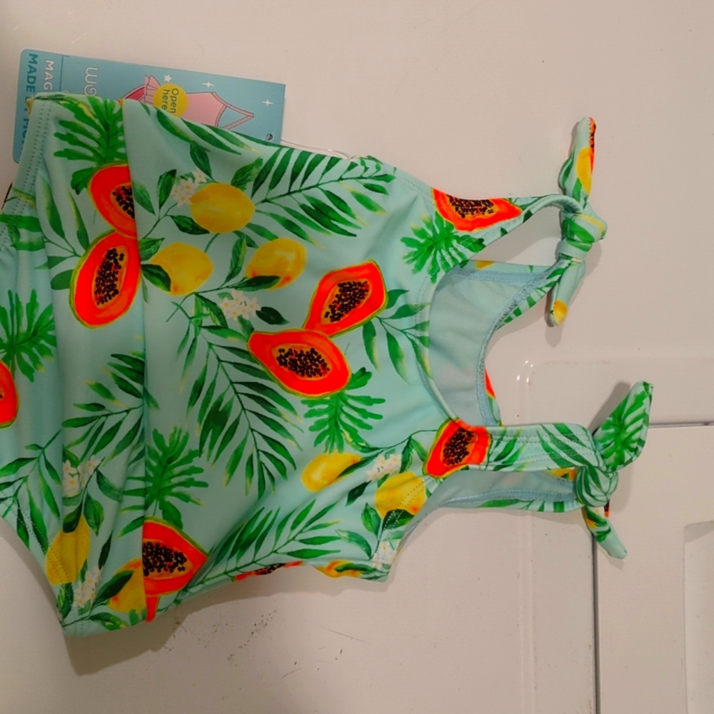 Bathing suit